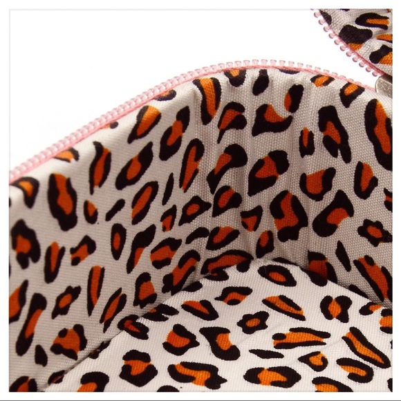 TRAVEL COSMETIC CASE BAG - Picture 2 of 6